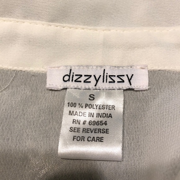 DizzyLizzy cold shoulder blouse w gold buttons - Picture 4 of 5